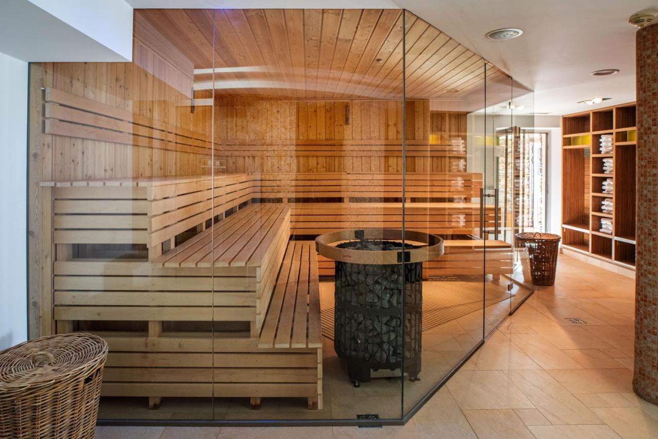 Spa Hotel Lanterna Velké Karlovice المظهر الخارجي الصورة