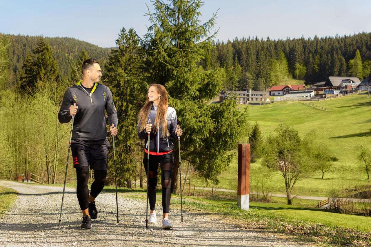 Spa Hotel Lanterna Velké Karlovice المظهر الخارجي الصورة