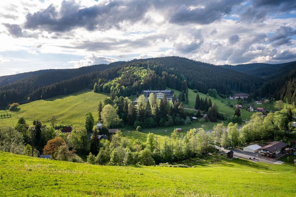Spa Hotel Lanterna Velké Karlovice المظهر الخارجي الصورة